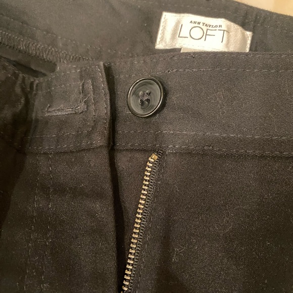 Ann Taylor Loft Pants Black ~ Size 8 ~ EUC ~ Button Closure - Picture 3 of 4